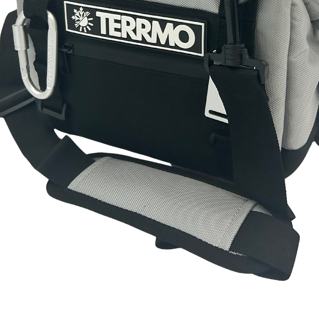 Nahaufnahme des Schultergurts der TERRMO EPIC Kühlbox
