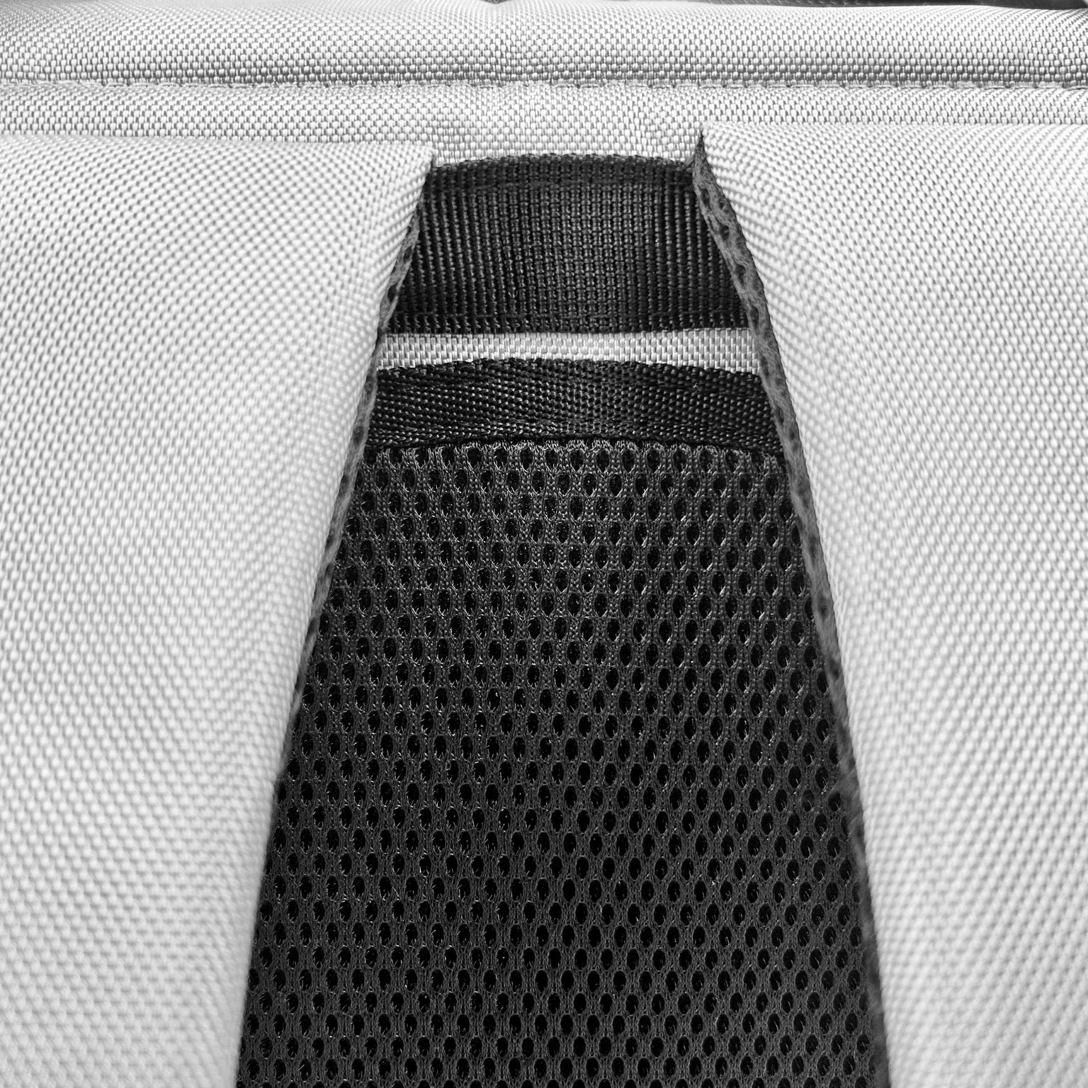 TERRMO EPIC Kühltasche Rucksack Rückenteil aus Netzgewebe